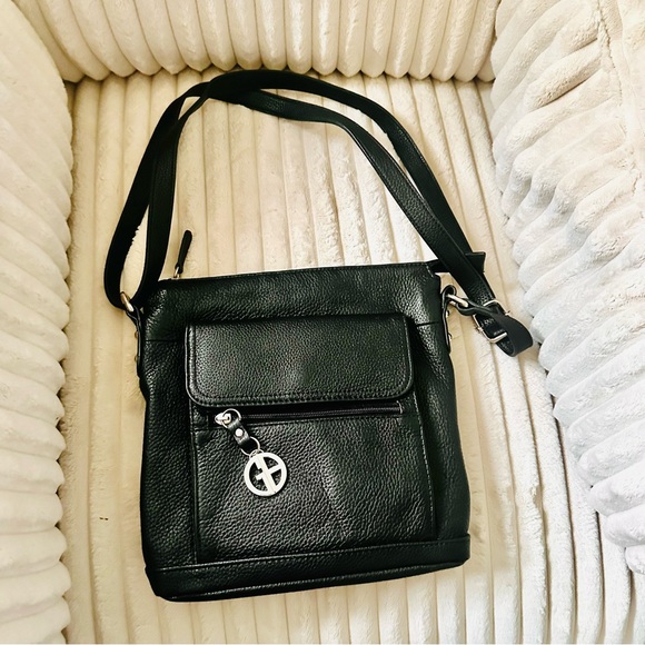 GIANI BERNINI Leather Crossbody
